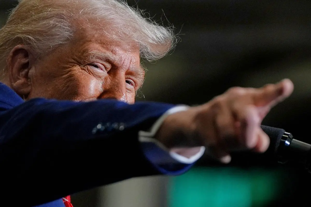 President Donald Trump speaks at U.S. Steel Corporation's Mon Valley Works-Irvin plant (Photo: AP)
