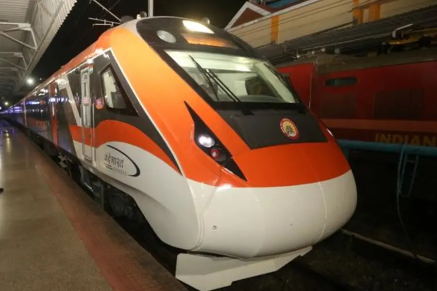 Chennai Vande Bharat trains quietly drop non-veg food, spark passenger protest