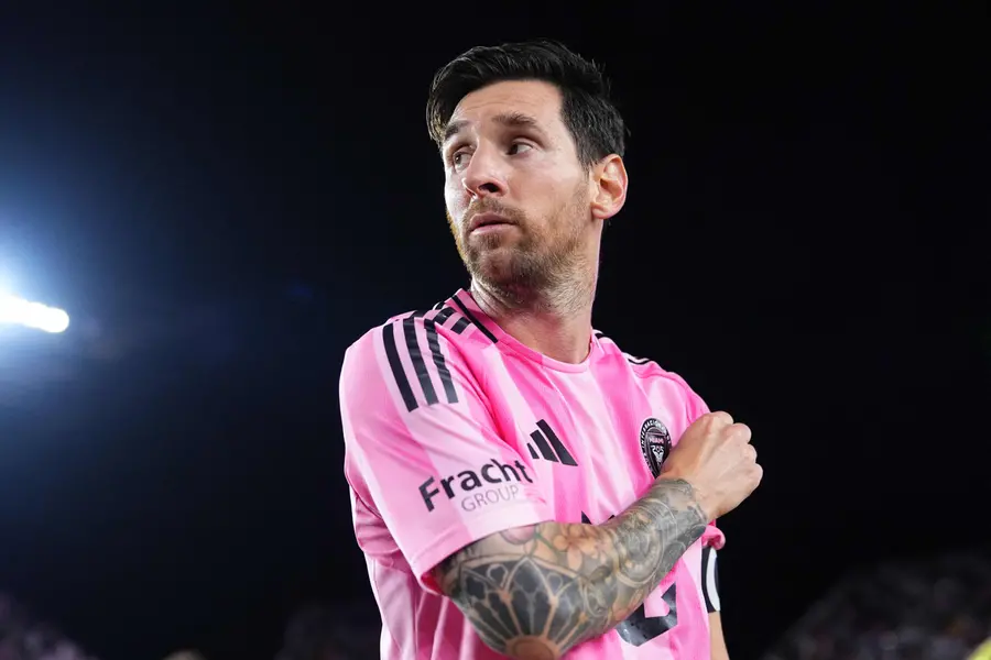 Messi masterclass powers Inter Miami to big win over Columbus Crew