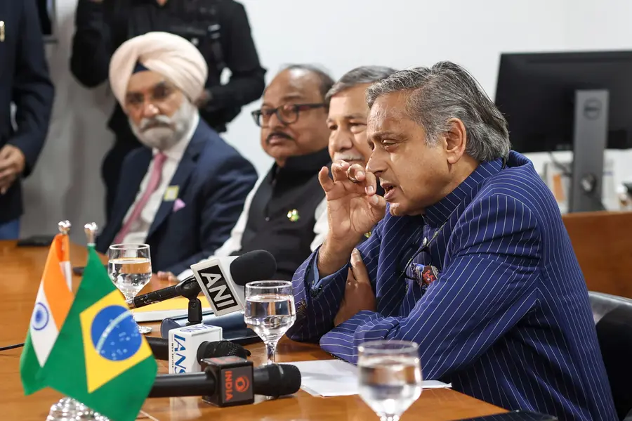 Shashi Tharoor