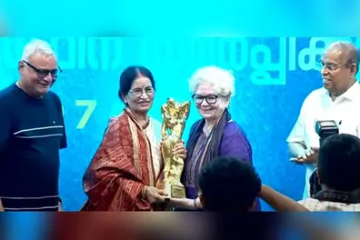 Jnanpith laureate Pratibha Ray confers Mathrubhumi Literary Award to Sarah Joseph