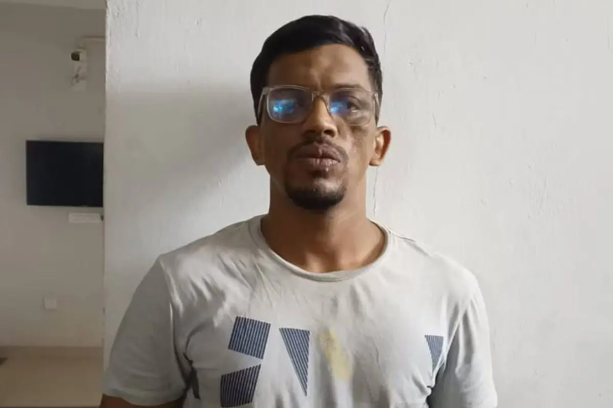 Ajnas, owner of Beckham barbershop in Kuttiyadi