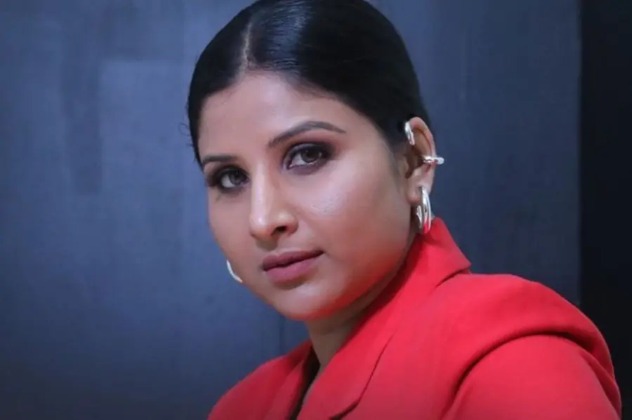 Singer Mangli