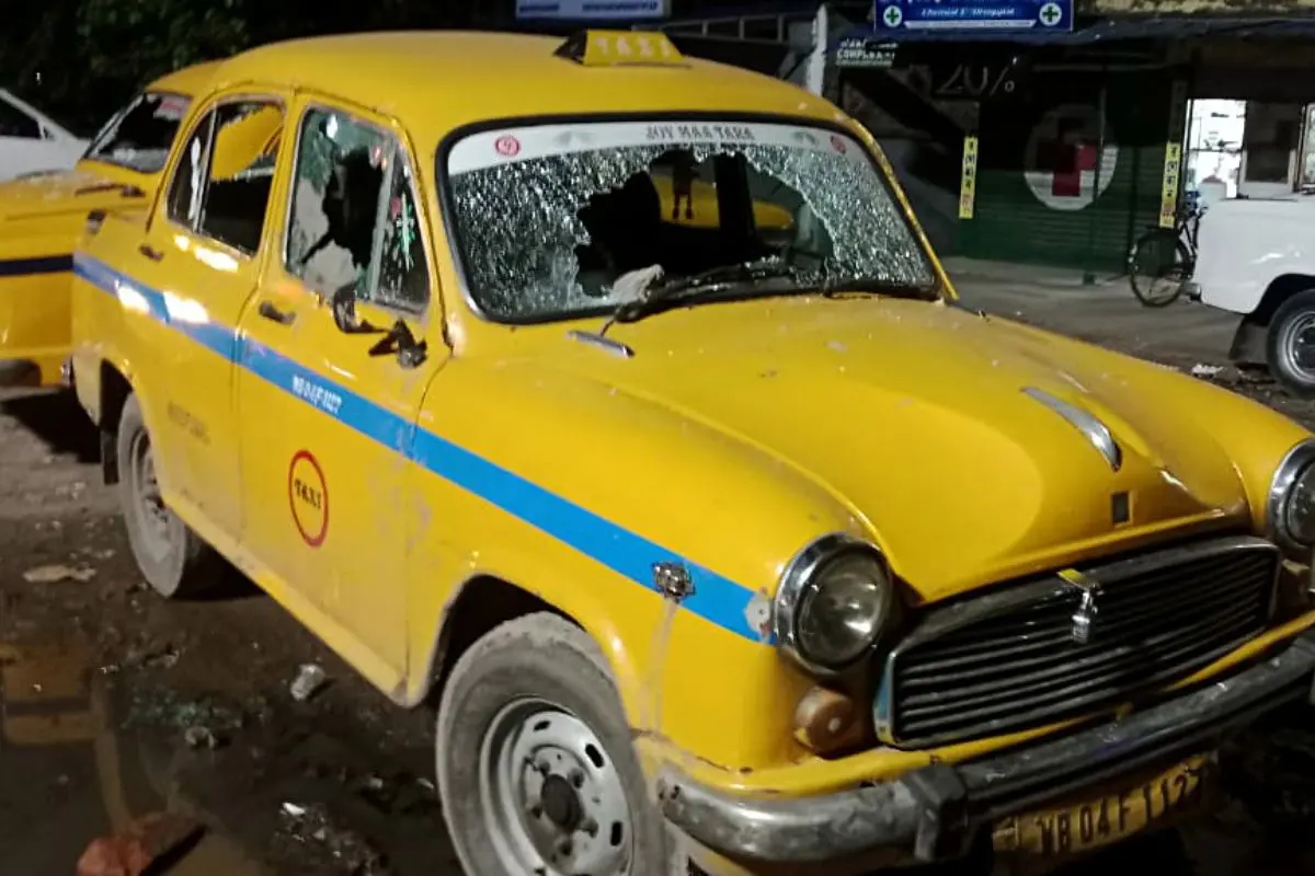 A vehicle is seen vandalised in the aftermath of a clash that broke out between Police and miscreants in Rabindra Nagar (Photo: ANI)