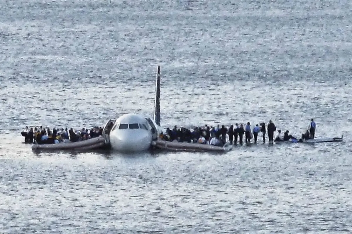 Flight 1549 @ Hudson river | Photo: X/John Pompliano