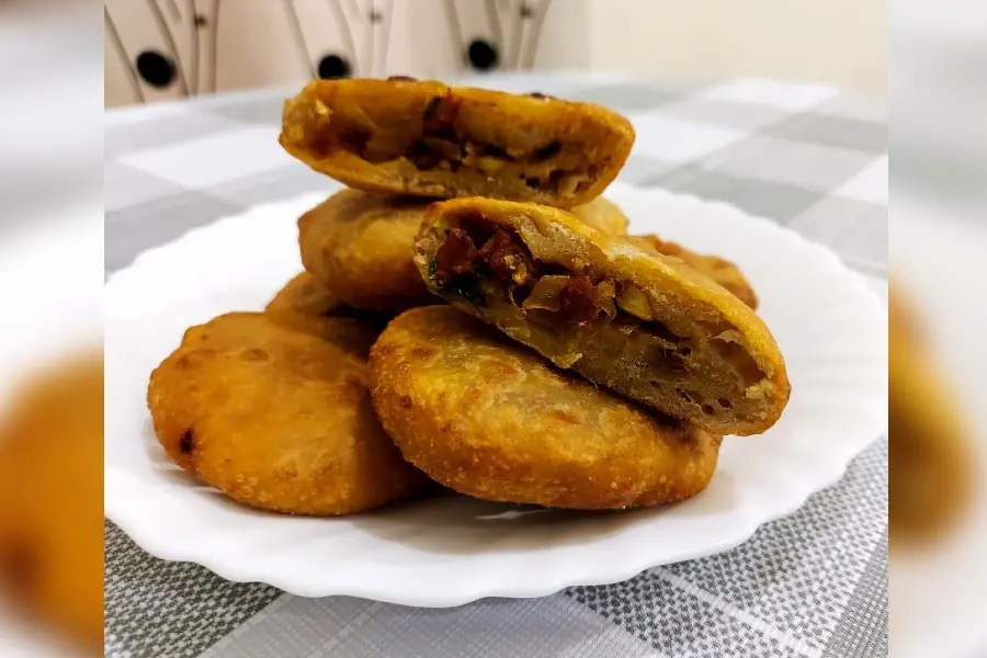 Here is a special tea time snack made with wheat flour and chicken