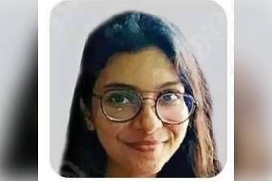 പ്ലസ്ടു വിദ്യാര്‍ഥിനി കിടപ്പുമുറിയില്‍ മരിച്ചനിലയില്‍; വായിലും മൂക്കിലും പഞ്ഞി, കവറിട്ട് തലയും മുഖവും മറച്ചനിലയില്‍