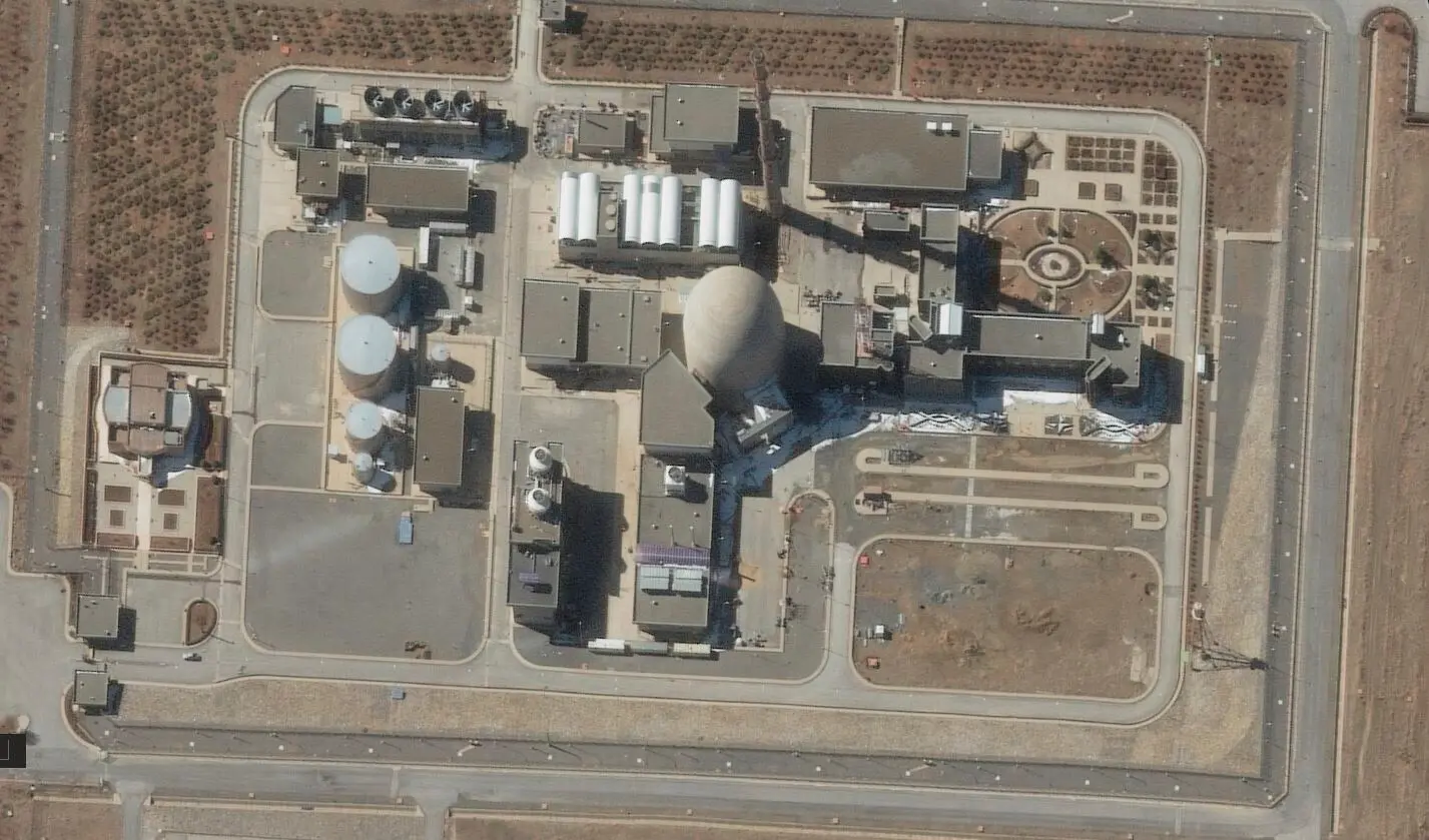 This satellite image provided by Maxar Technologies shows the Arak heavy water reactor in Iran. | Photo: AP