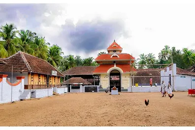 A rat or a robber? Mystery at Thrissur Pazhayannur temple as gold crown disappears