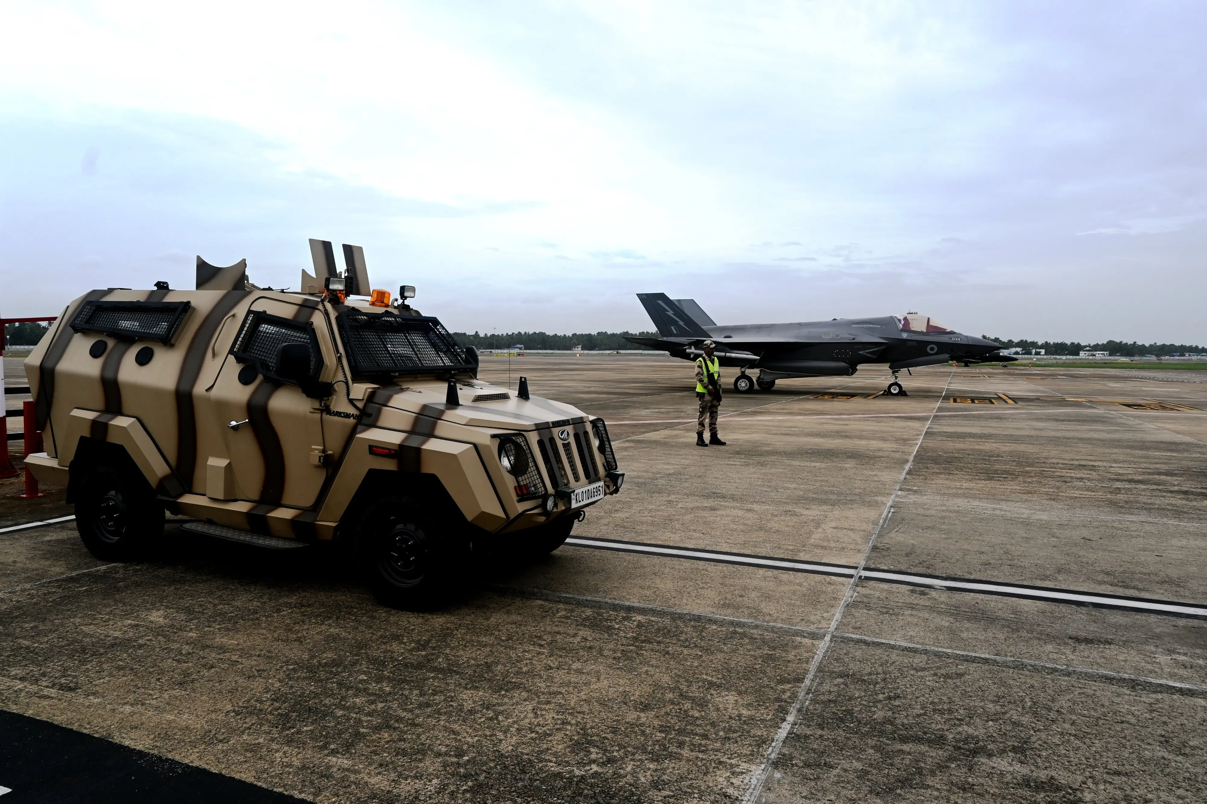 F-35B jet in Thiruvananthapuram International Airport | CISF