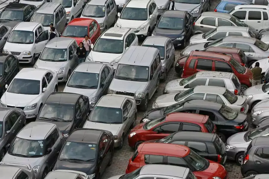 Driving an old vehicle? No fuel for you in Delhi from July 1