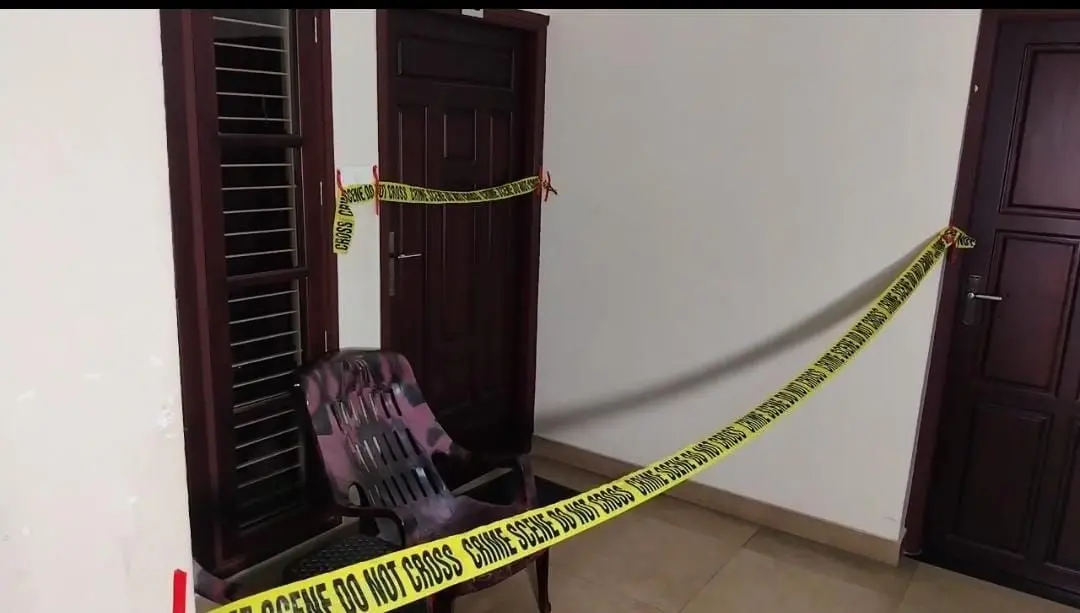 Police cordon off the apartment where the woman's body was found | Mathrubhumi