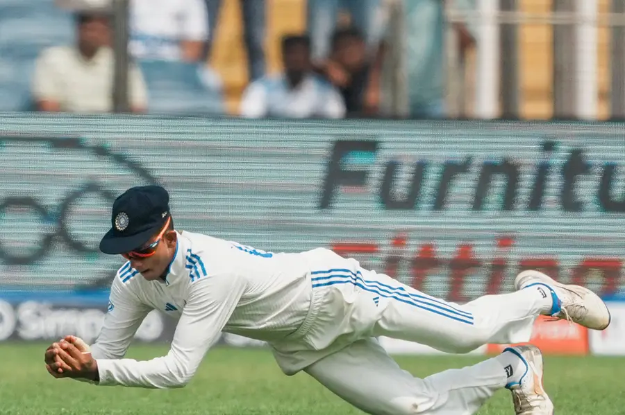 Jaiswal dropped three in 1st innings: Empathetic Broad explains why it's tough to hold Dukes at Headingley