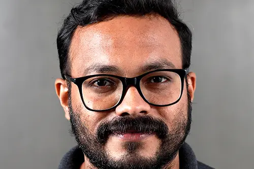 Balu V