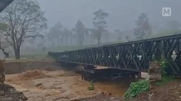 Water levels rise near the Bailey Bridge in Wayanad | Mathrubhumi