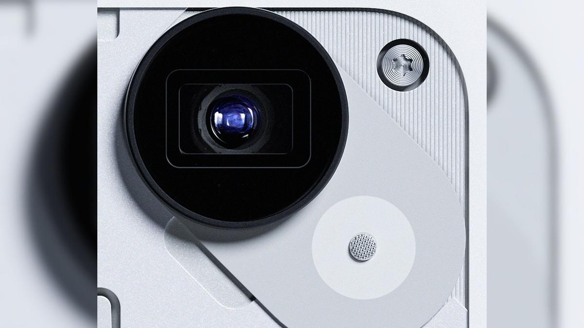 Nothing Phone 3 with 50MP periscope camera