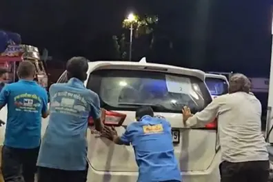 Petrol pump sealed after 19 vehicles in MP CM’s convoy break down