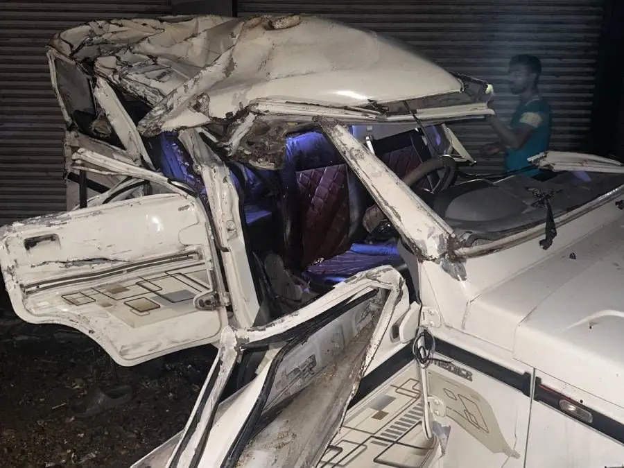 Bolero jeep involved in accident | Mathrubhumi