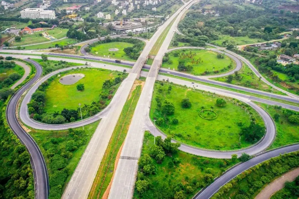The NICE Road, officially called the Bangalore-Mysore Infrastructure Corridor, remains a crucial arterial route for the city's traffic, connecting several major highways and easing congestion in southern and western Bengaluru. Photo: X