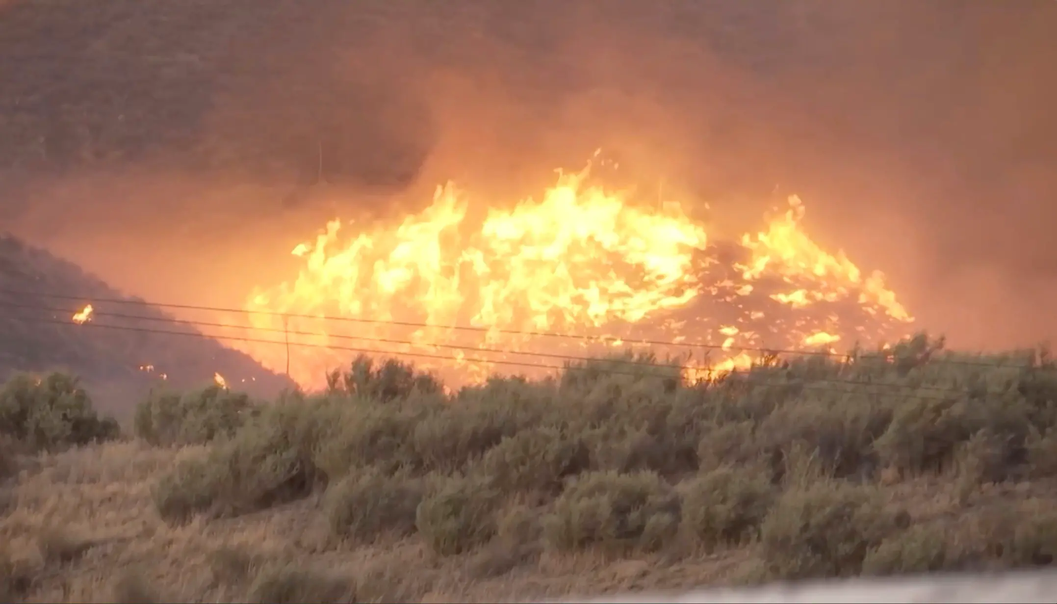 Madre Fire in southeastern San Luis Obispo County in central California | Photo: AP