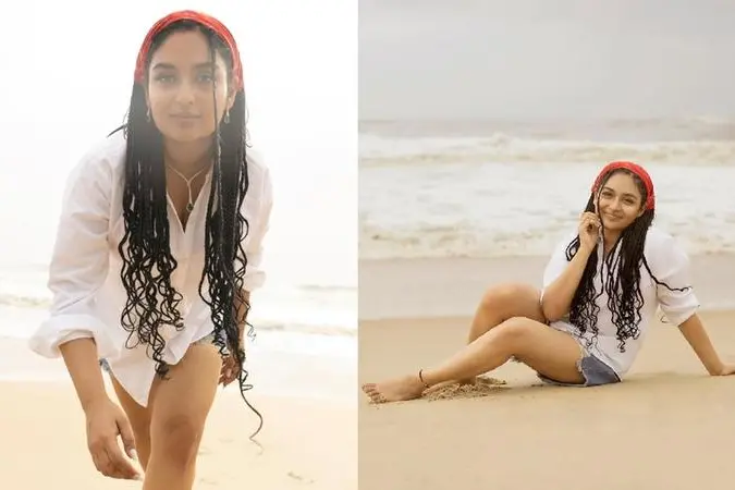 Actress Prayaga Martin’s blissful moments from Marari beach in Alappuzha goes viral