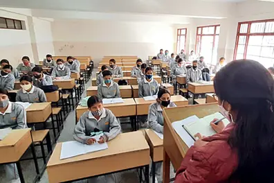 HPBOSE cracks down on Himachal govt schools over costly private books, syllabus violations