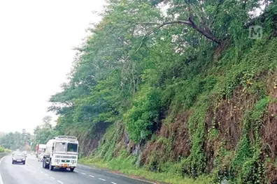 Toll collection on Vadakkencherry–Mannuthy 6-lane NH began 3 years ago; construction work remains incomplete