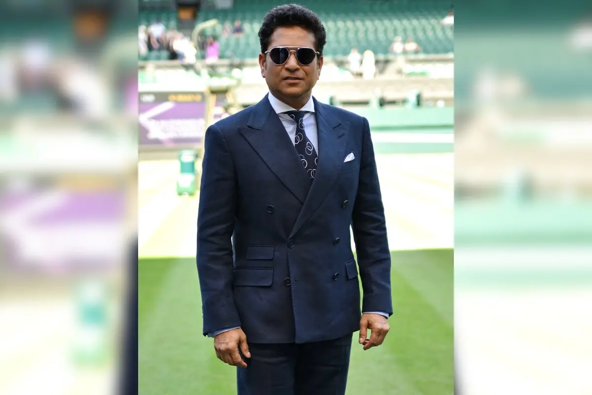 Sachin Tendulkar marks his presence at centre court during Wimbledon 2025 men's singles semi-final | Photo: X/@Wimbledon