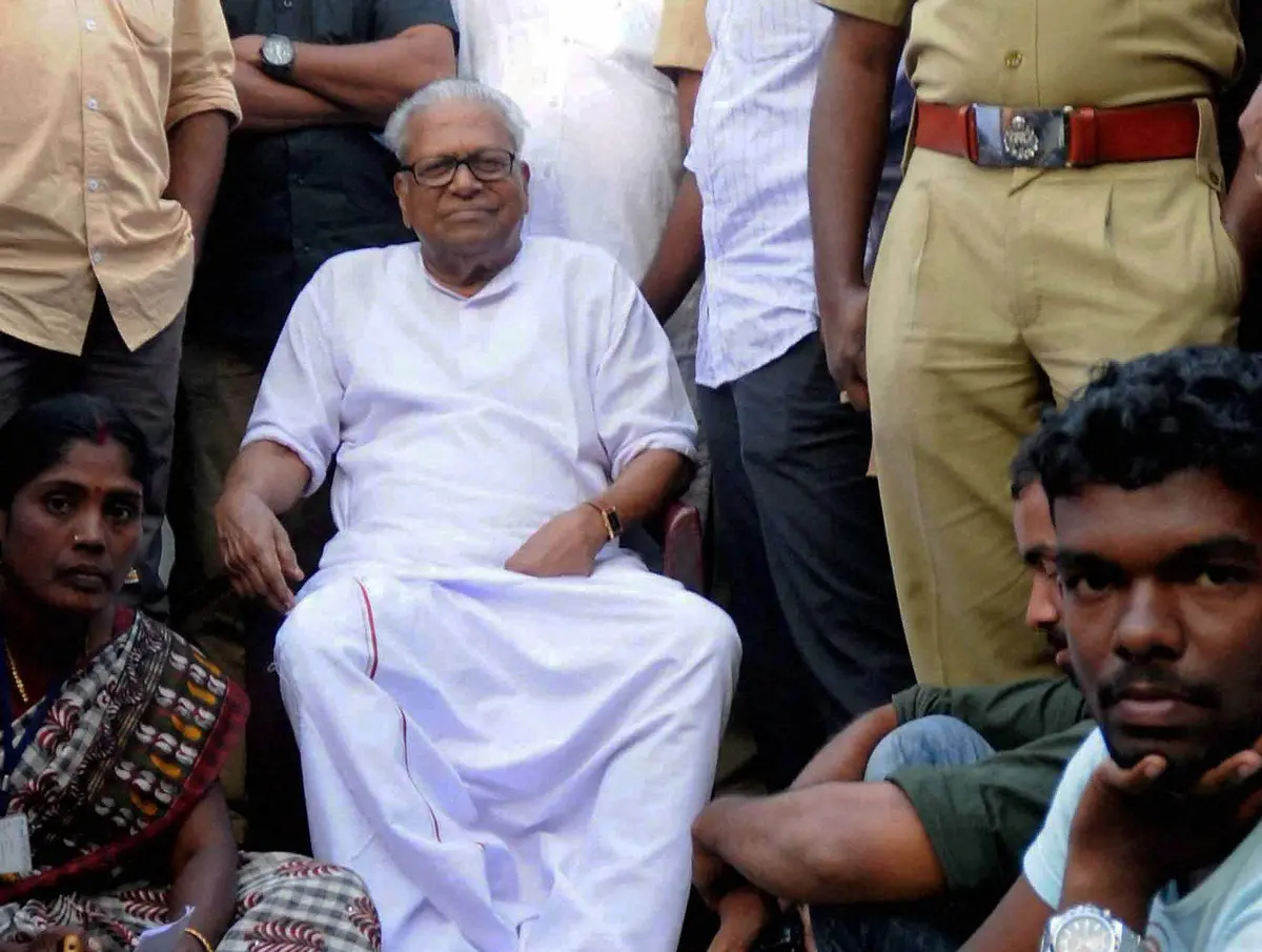 Achuthanandan joins tea workers' agitation in Munnar | File photo: PTI