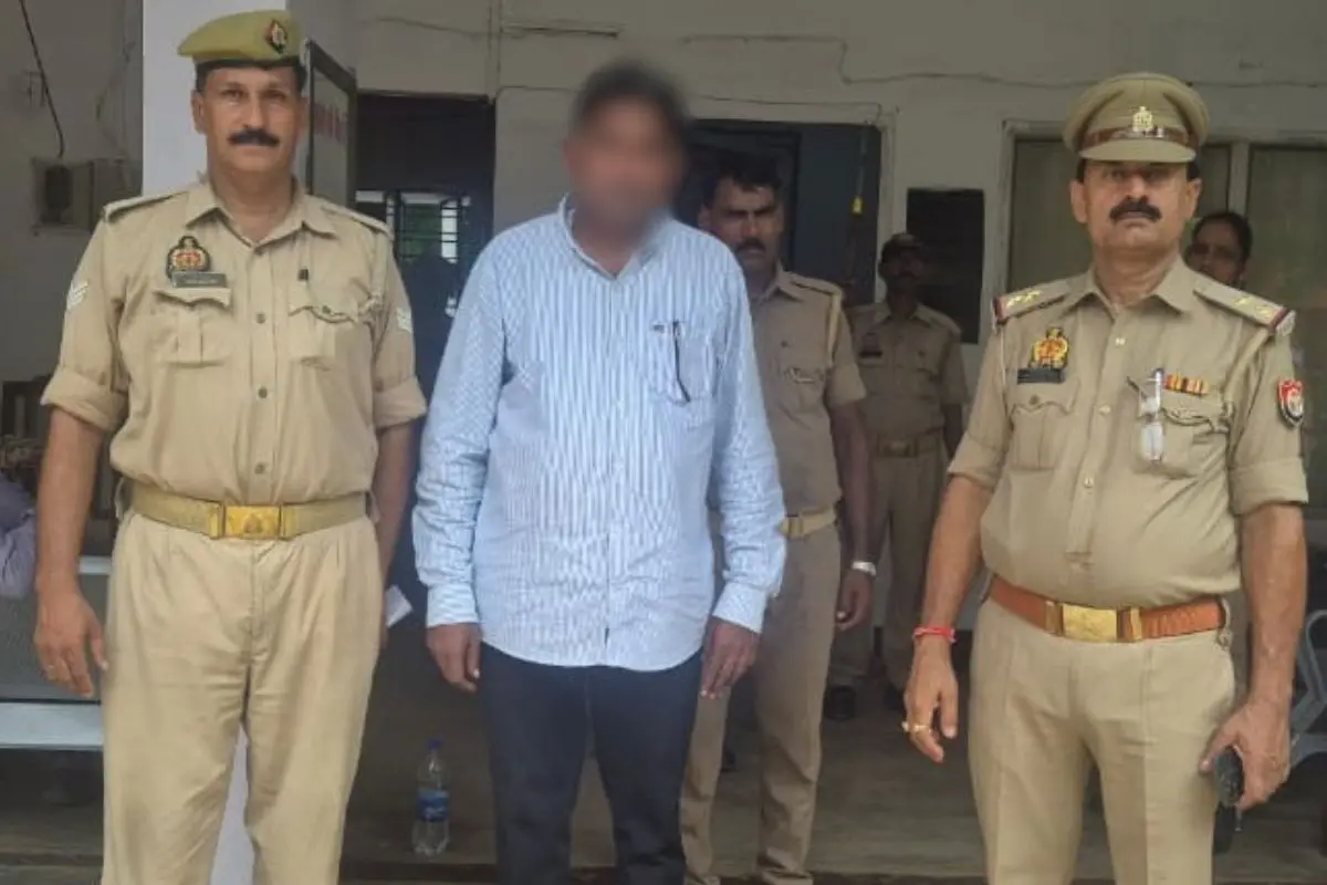 Vijayakumar,the accused| X, Mirzapur Police