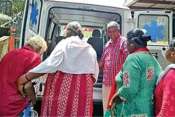 Family allegedly evicted by house owner over rent dispute in Alappuzha