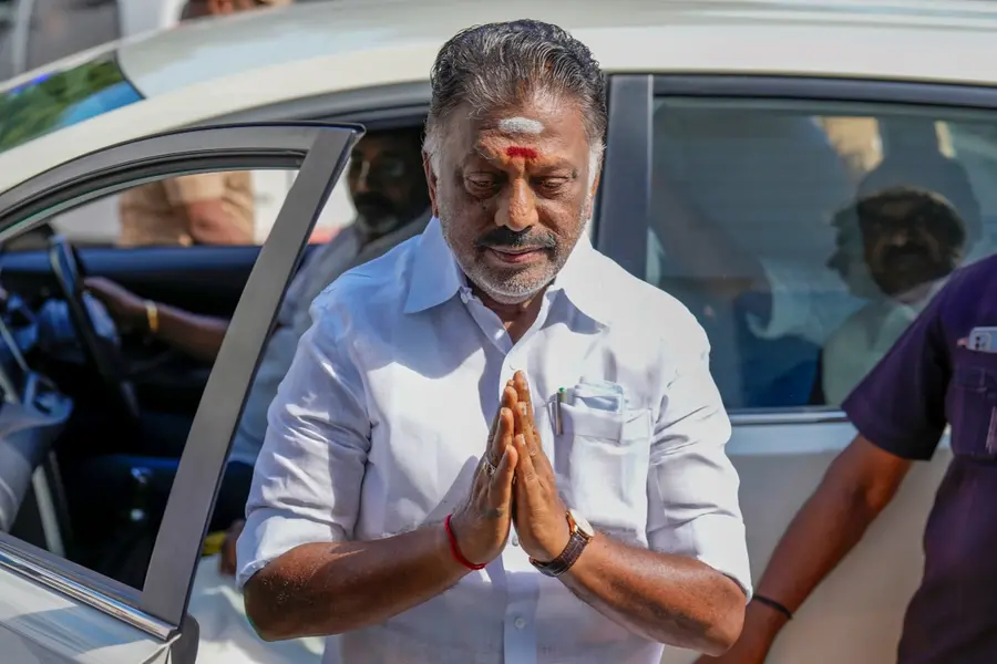 Former Tamil Nadu CM O Panneerselvam end ties with NDA