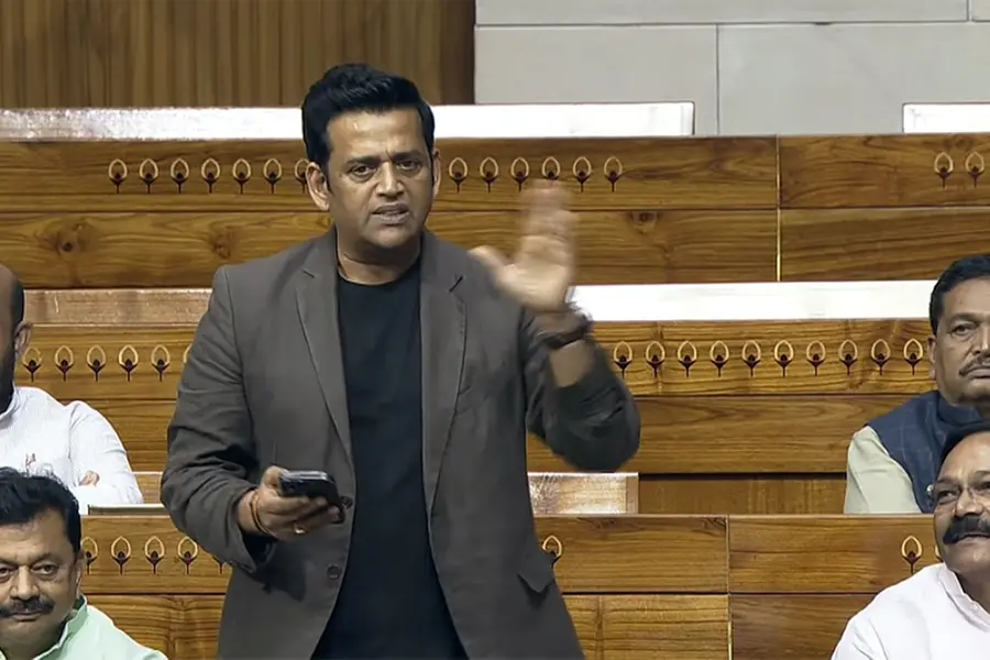 Why is Samosa Rs 10 here but Rs 100 there? Ravi Kishan slams food price disparities