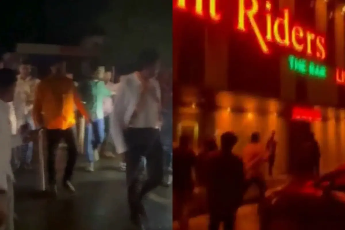 MNS workers vandalising the dance bar | PTI Video