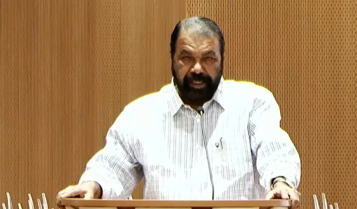 Classrooms without backbenchers: Kerala Education Minister seeks  recommendations