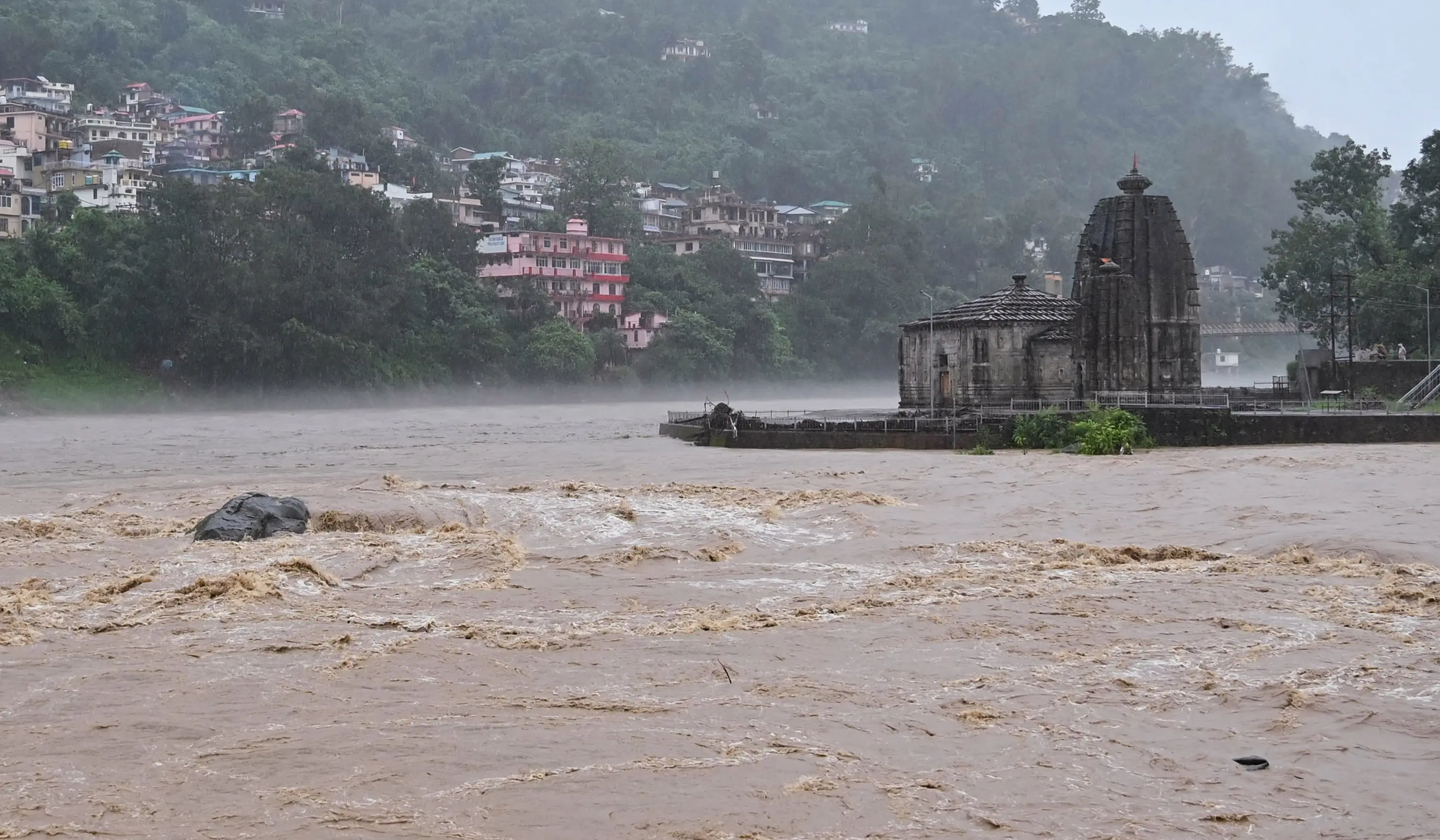 Beas river swells up following heavy downpour, in Mandi, Himachal Pradesh. | Photo: PTI