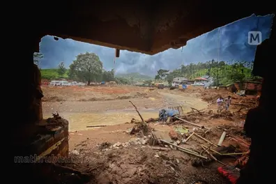 ‘Chooralmala disaster triggered by a small rock fissure in Vellarimala,’ says expert