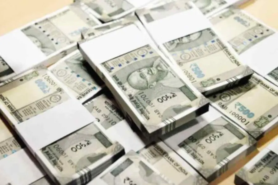 Kerala pushes for Rs 7877 crore extra borrowing amid fiscal crunch before Onam