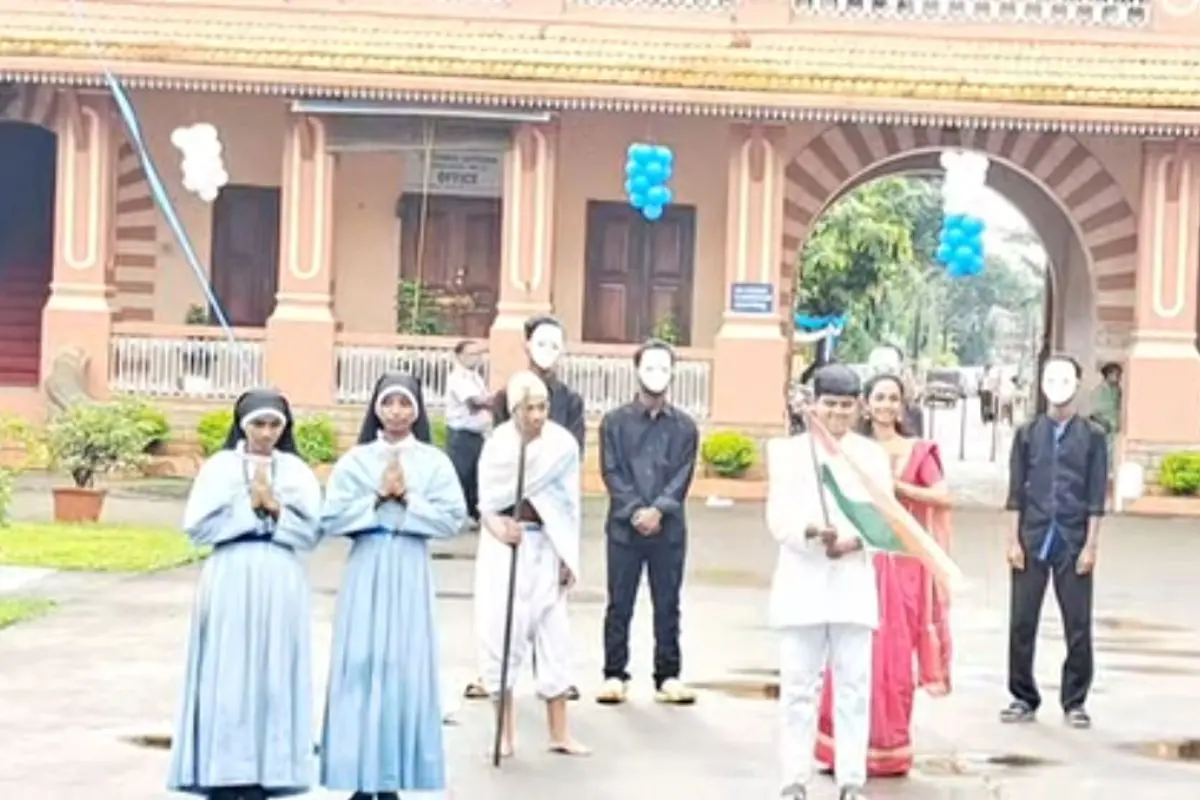 A scene from the Independence Day mime on nuns' arrest, staged at Irinjalakuda's St Thomas Cathedral | Photo: Facebook