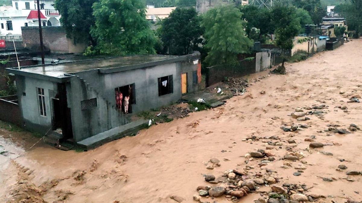 Death toll from cloudburst, landslide in J-K’s Kathua rises to 7; Himachal  struggles with flash floods