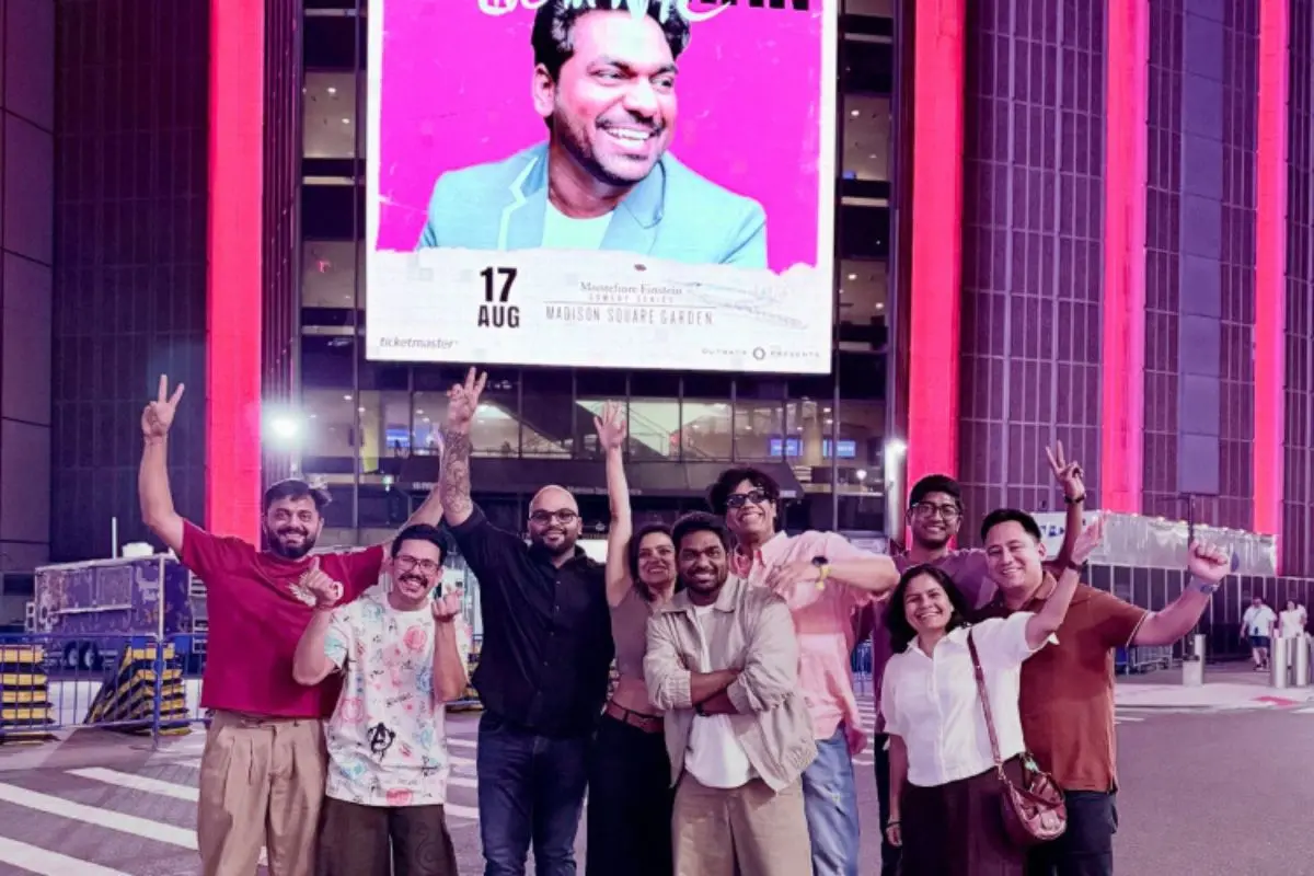 Zakir Khan with his fans and friends in NY city on August 17. Photo: Instagram