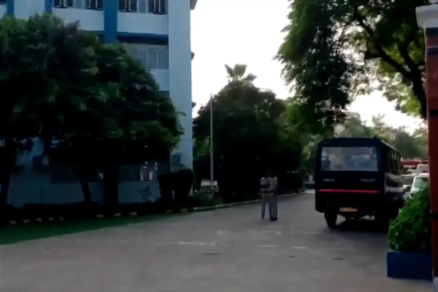 Delhi school bomb threat