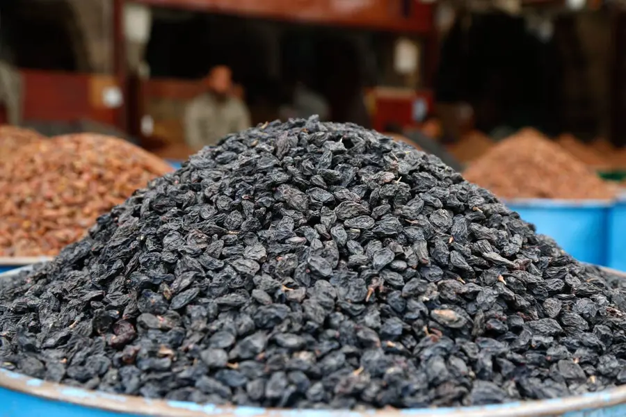 Black Raisins