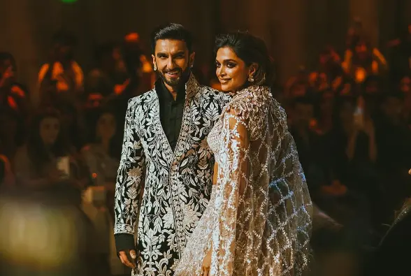 Ranveer Singh, Deepika Padukone I Photo: www.instagram.com/p/CgrH2spr002/