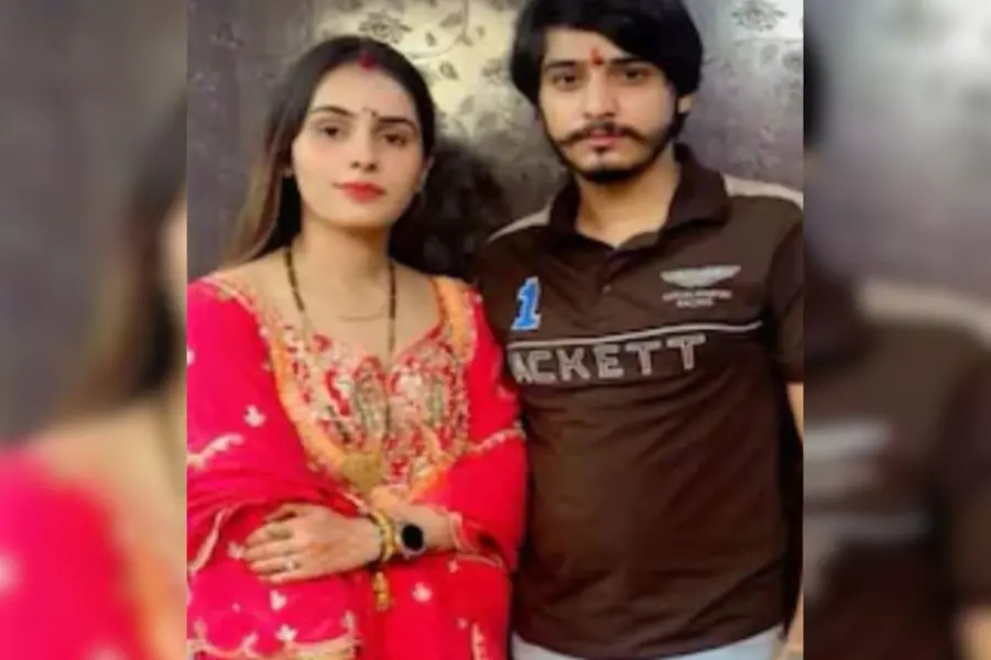 Greater Noida couple