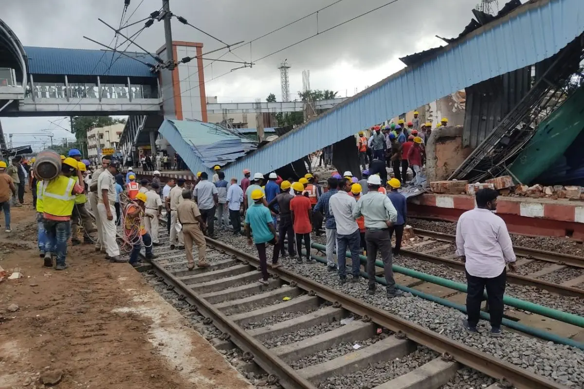 A section of the platform roof collapsed at Cuttack railway station. | Photo: X/DebadasPradhan