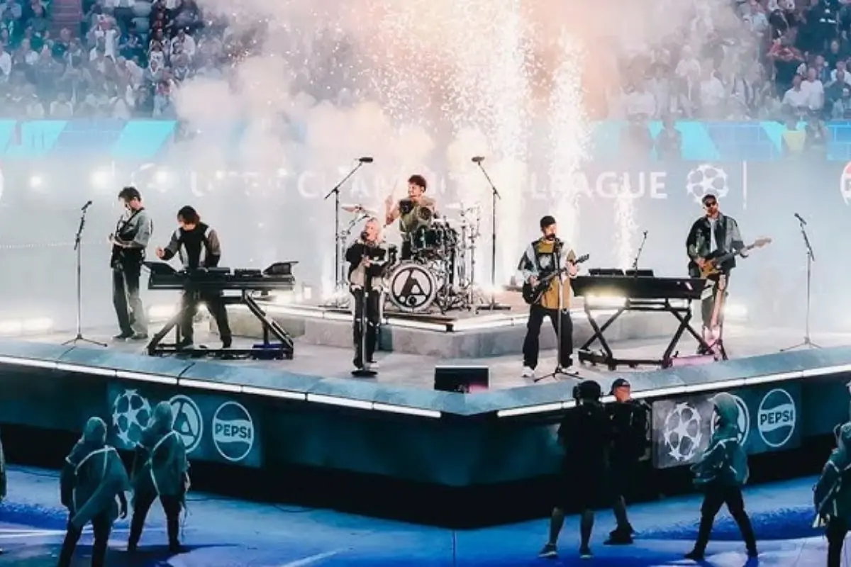 Linkin Park, led by co-founder Mike Shinoda, will make their long-awaited India debut at Lollapalooza 2026 in Mumbai as part of their 'From World Zero' world tour. Photo: Youtube