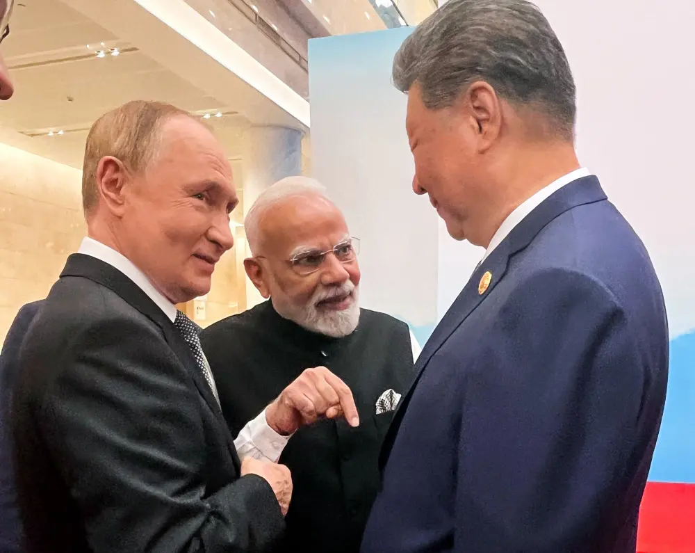 PM Narendra Modi, Chinese President Xi Jinping and Russian President Vladimir Putin at the venue of the SCO Summit, in Tianjin | ANI Photo