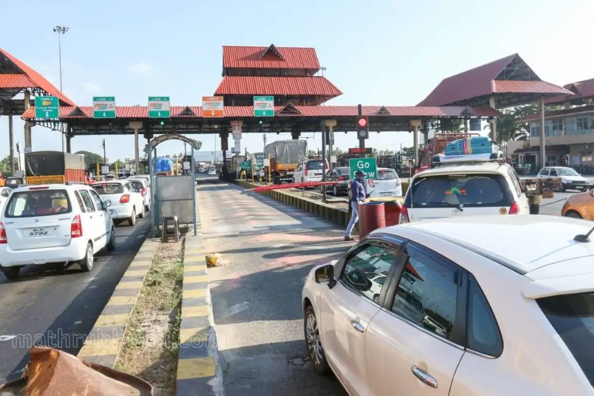 Paliyekkara Toll Plaza | Photo: J Philip/ Mathrubhumi