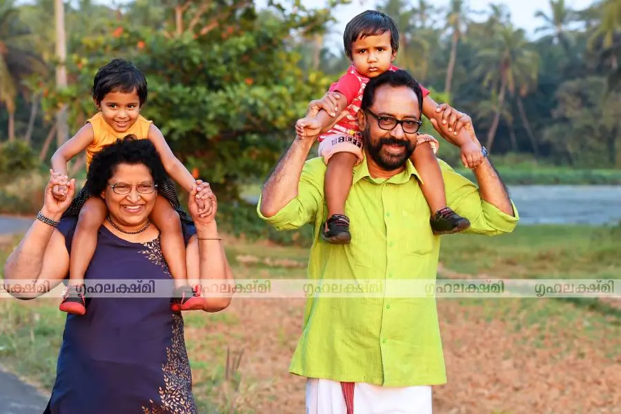 അറുപതാം വയസ്സില് ആദ്യമായി അച്ഛനും അമ്മയുമായ രണ്ടുപേര്; വാടക ഗര്ഭപാത്രത്തിലൂടെ അവർ നേടിയ സന്തോഷം